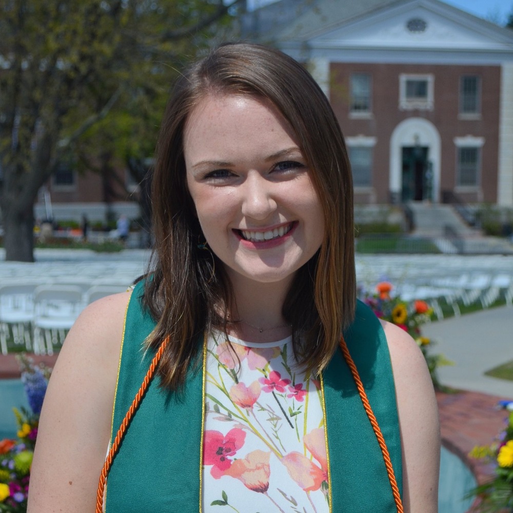 Meet your Posher, Elizabeth